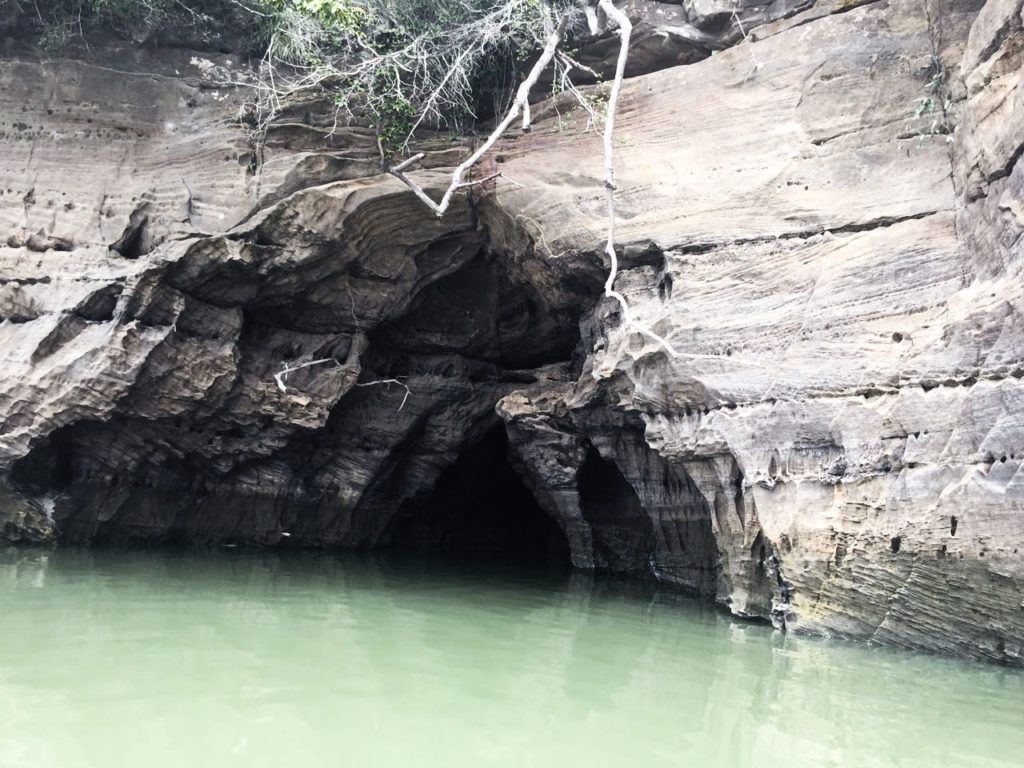 Conheça as cavernas do Rio Tapajós