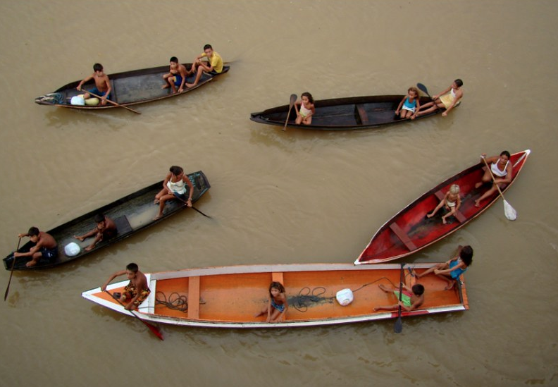 Conheça os tipos de embarcações mais usados na Amazônia