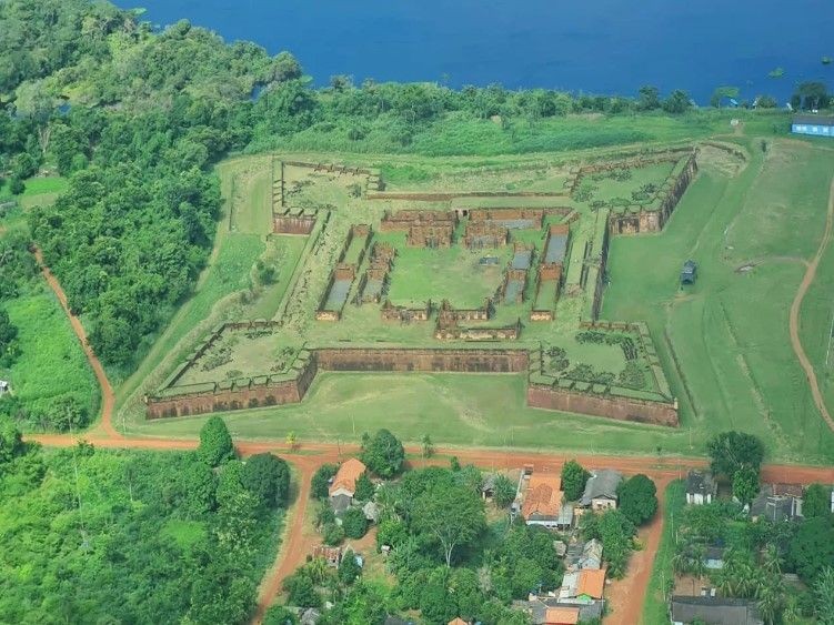 Real Forte Príncipe Da Beira, a maior edificação militar portuguesa construída fora da Europa