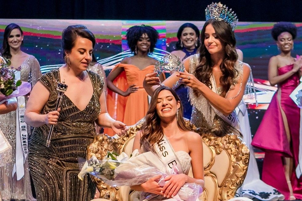 Amazonense de 19 anos é eleita Miss Brasil Mundo