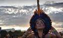 Jovem de Roraima se torna primeira indígena mestra em comunicação do Brasil