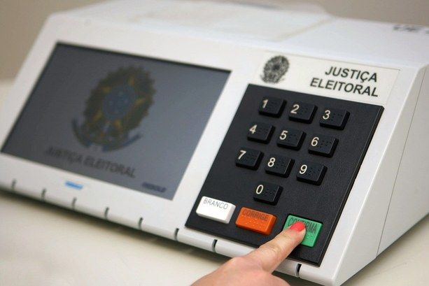 Cidades brasileiras homenageiam, em seus nomes, títulos de cargos públicos e personalidades