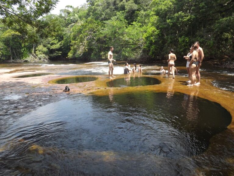 Saiba como são formadas as famosas “jacuzzis naturais” de Presidente Figueiredo