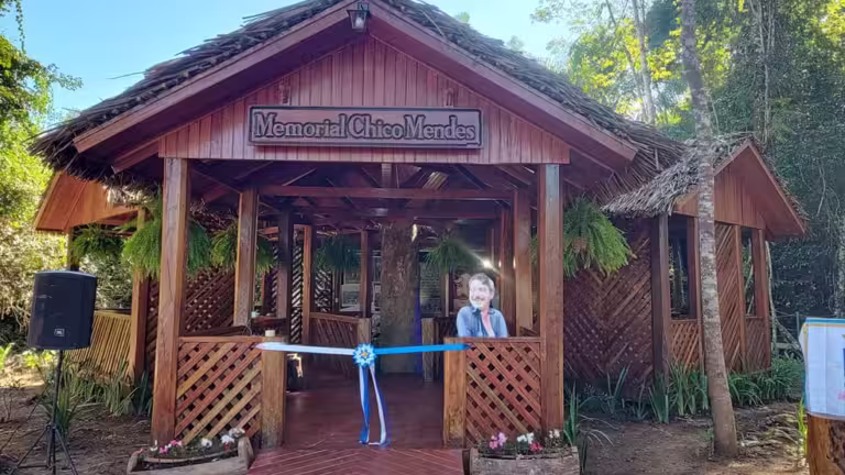 Memorial Chico Mendes é inaugurado em parque ambiental de Rio Branco