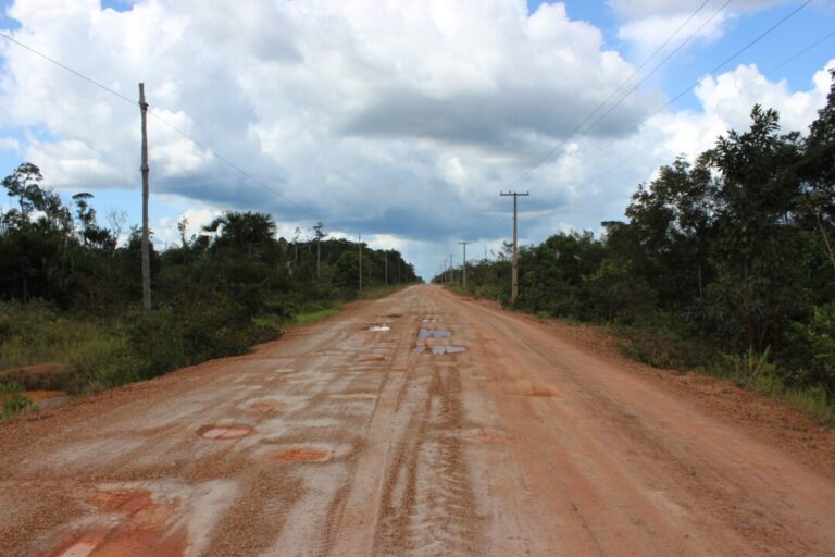 DNIT afirma que exigência do Ibama inviabiliza avanço das obras no trecho do meio na BR-319