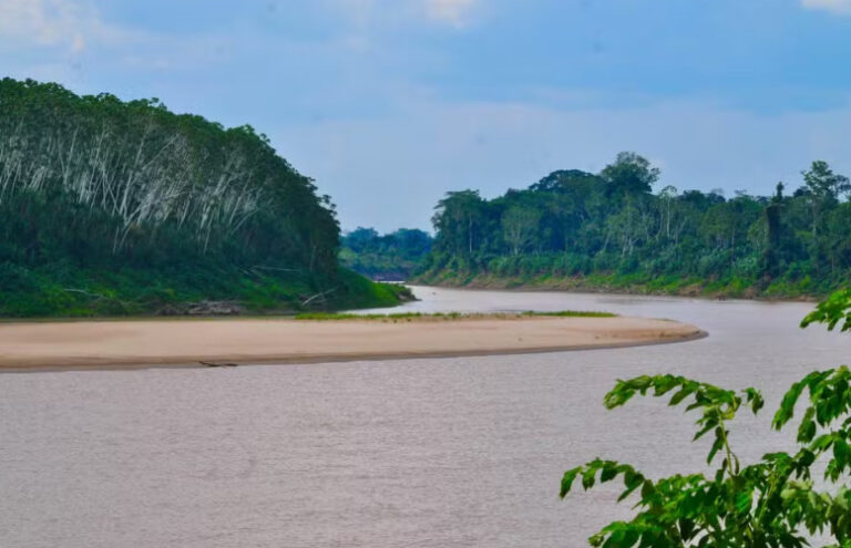 Com nível em queda, Agência Nacional de Águas decreta situação de escassez hídrica no Rio Purus