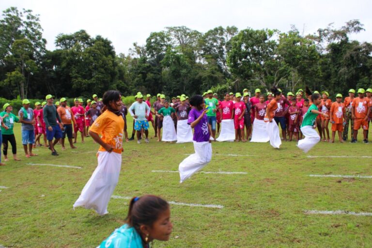 Iniciativa promove esporte e valorização da cultura entre juventude ribeirinha no Amazonas