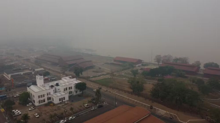 Veja o antes e depois de paisagens encobertas pela fumaça em Porto Velho