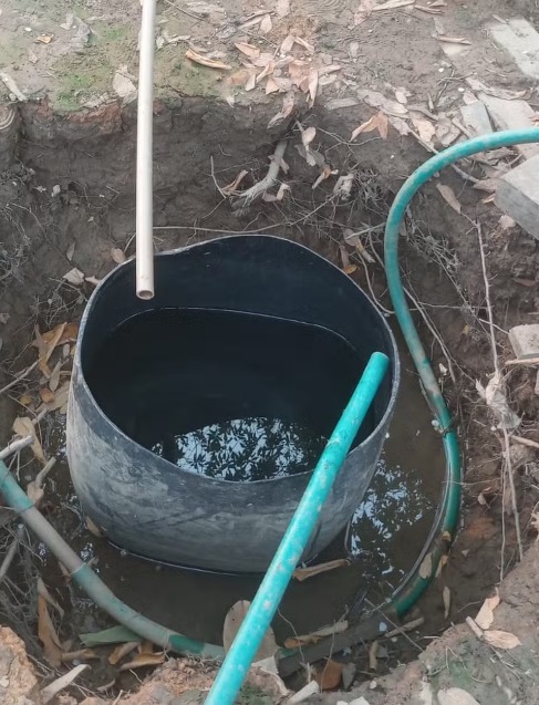 Ribeirinhos vivem com menos de 50 litros de água por dia durante a seca em Rondônia