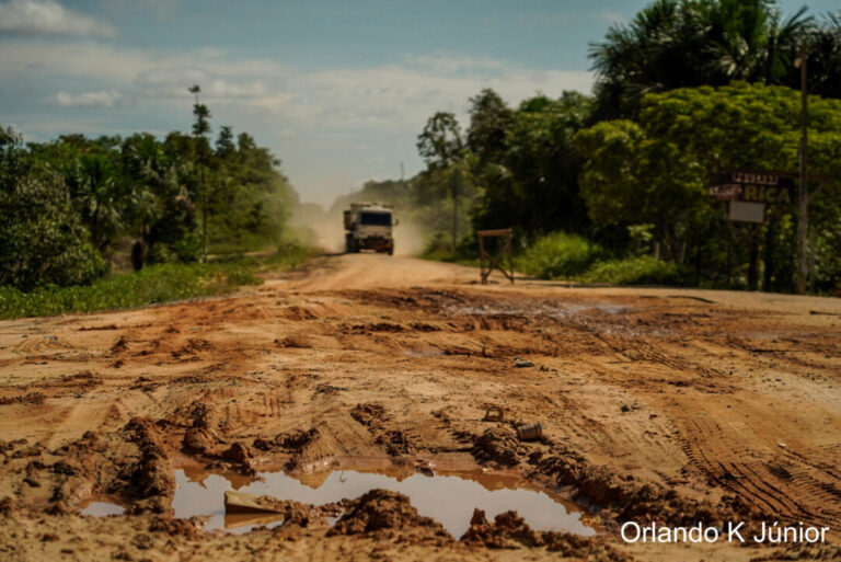 Vídeos ensinam a usar mapa interativo com informações sobre a rodovia BR-319