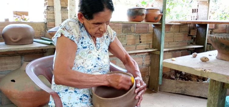 Argila, histórias e memórias: projeto valoriza tradição das louceiras de Bragança e do Marajó