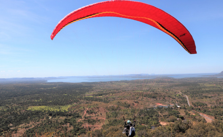 4 cidades em Tocantins para se aventurar na prática de voo livre