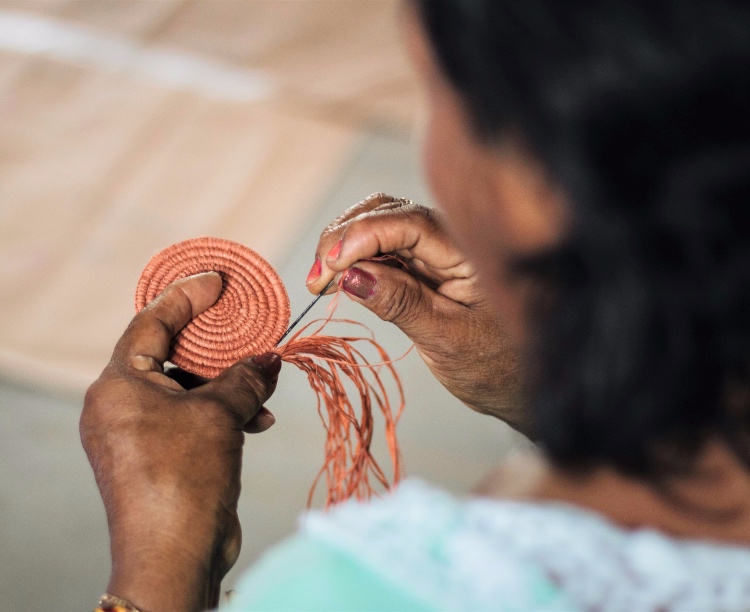 Cartilhas sobre negócios comunitários indígenas apoia gestão de suas iniciativas econômicas