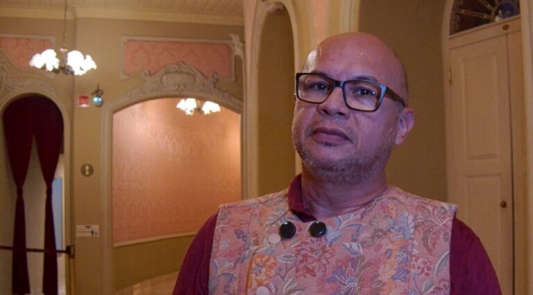 #Especial – Quem faz a ópera no Amazonas Conheça o coralista Márcio Cruz