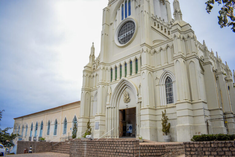 Museu de Arte Sacra de Mato Grosso preserva mais de 300 peças históricas e conta com tour virtual