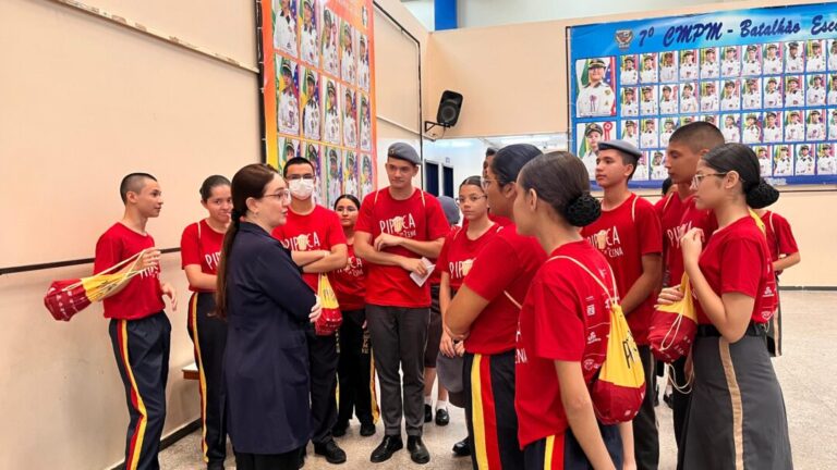 Cinema na Escola: ‘Pipoca em Cena’ retorna com oficinas criativas para alunos de Manaus