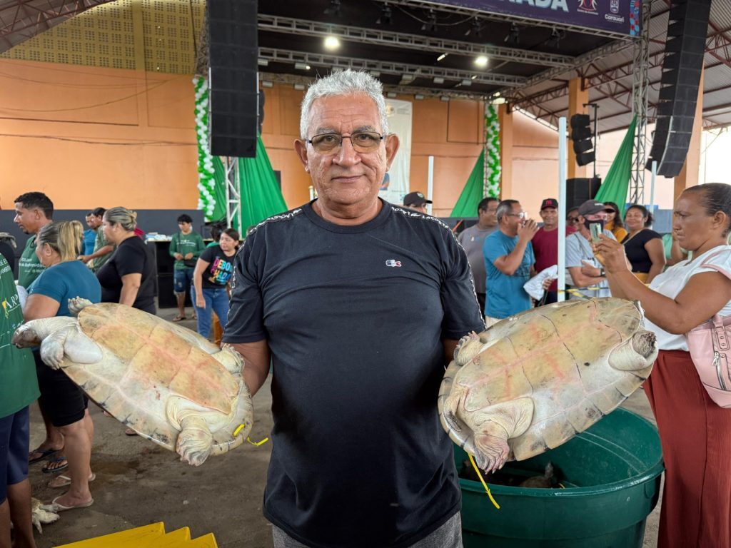 Primeira venda legalizada de quelônios manejados.