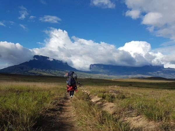 5 impactos positivos do ecoturismo que mostram como viajar pode preservar o planeta