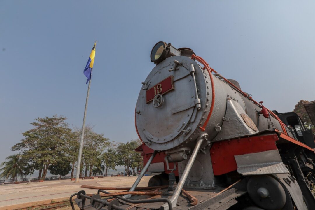 Locomotiva 18