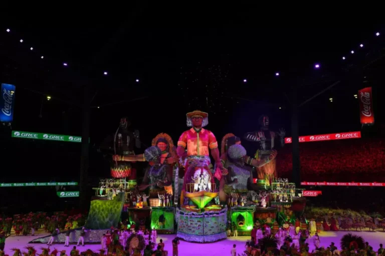 Veja quais lendas, mitos, figuras e rituais o Garantido levou para o bumbódromo no 58° Festival de Parintins