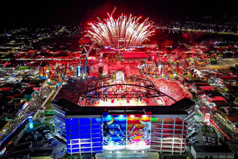 Projeto ‘Parintins para o Mundo Ver’ valoriza cultura e promove ações socioambientais durante o festival