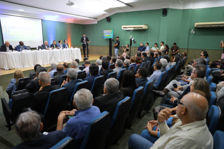 Em assembleia da Fecomércio, Governo do Amazonas anuncia novos investimentos, crescimento econômico e mais empregos