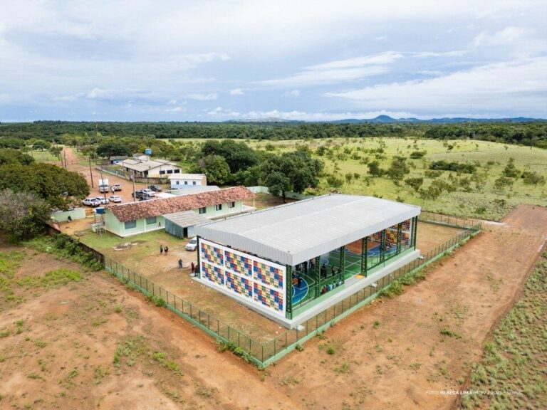 Escolas indígenas de Boa Vista ganham quadras poliesportivas