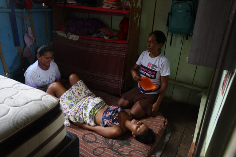 Dom e experiência: o saber-fazer das parteiras no Nordeste do Pará