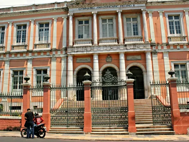 Ministério da Cultura alerta sobre risco estrutural de prédios históricos em Manaus