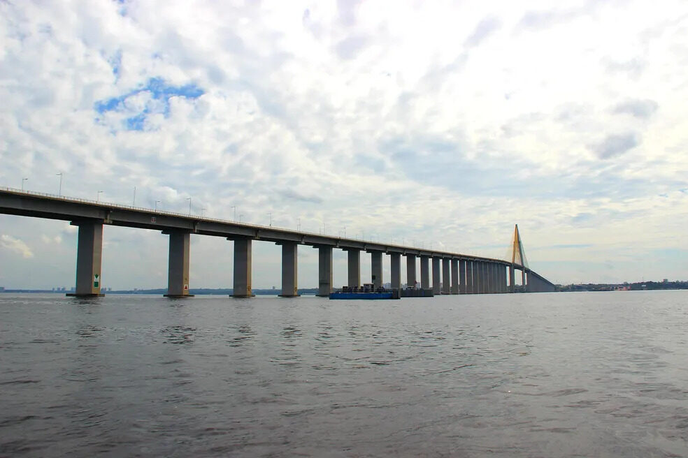 rios em vazante em manaus