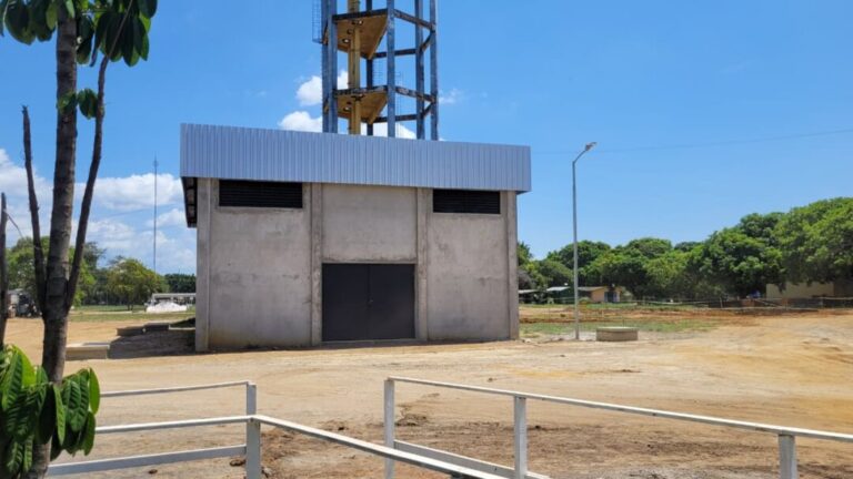 Governo do Amazonas anuncia laboratório de análise de água em Parintins