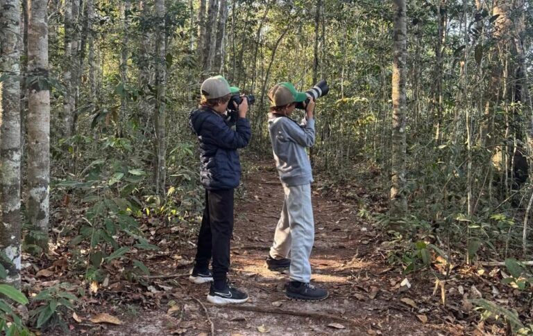 Observadores mirins realizam expedição em busca de aves nos três biomas de Mato Grosso