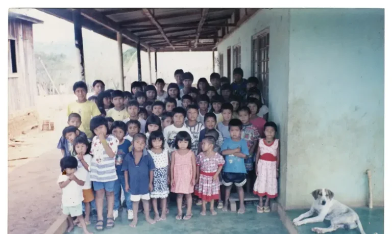 Fotos do cotidiano da etnia Paiter Suruí são apresentadas em mostra em São Paulo