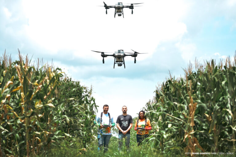 Prefeitura adquire drones e capacita técnicos para ampliar serviços a produtores e impulsionar a agricultura familiar