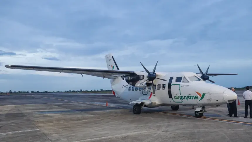 voo direto entre macapa e caiena é negociado. Aeronave Let L-410 Turbolet.