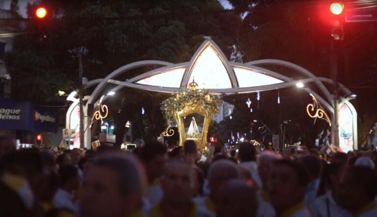 Arcos de Nazaré marcam simbolicamente início e fim do Círio em Belém
