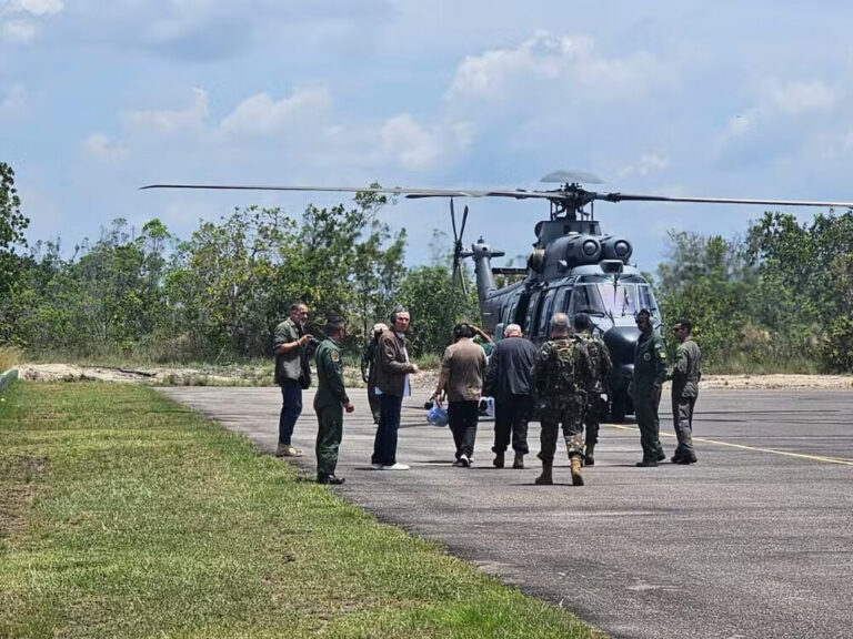 Presidente do STF diz aos Yanomami que expulsar garimpeiros é respeito aos direitos indígenas e à humanidade