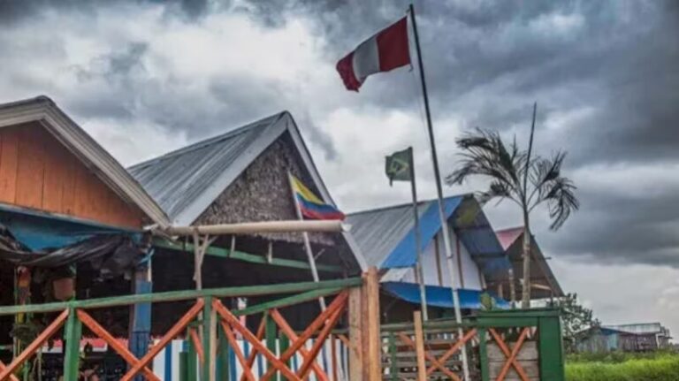 Disputa por ilha no rio Amazonas aumenta tensão entre Colômbia e Peru na tríplice fronteira