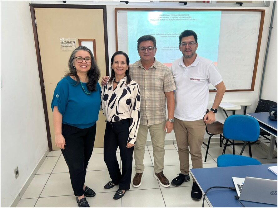 Apresentação de mestrado sobre o potencial do café de açaí