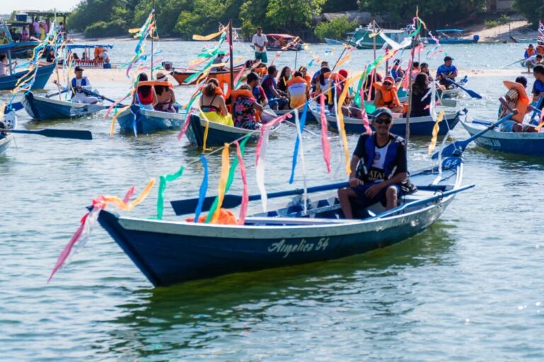 Catraieiros de Alter do Chão, os guardiões da travessia na Ilha do Amor