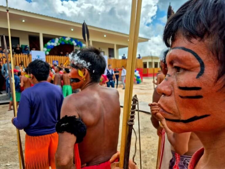 Primeiro hospital de saúde indígena do Brasil começa a funcionar na Terra Yanomami
