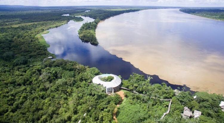 
Hóteis utilizam a Amazônia como destaque.