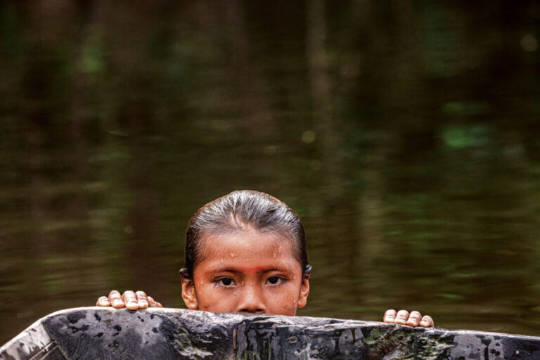 Livro finalista do Jabuti apoia construção de escola Yanomami na Amazônia