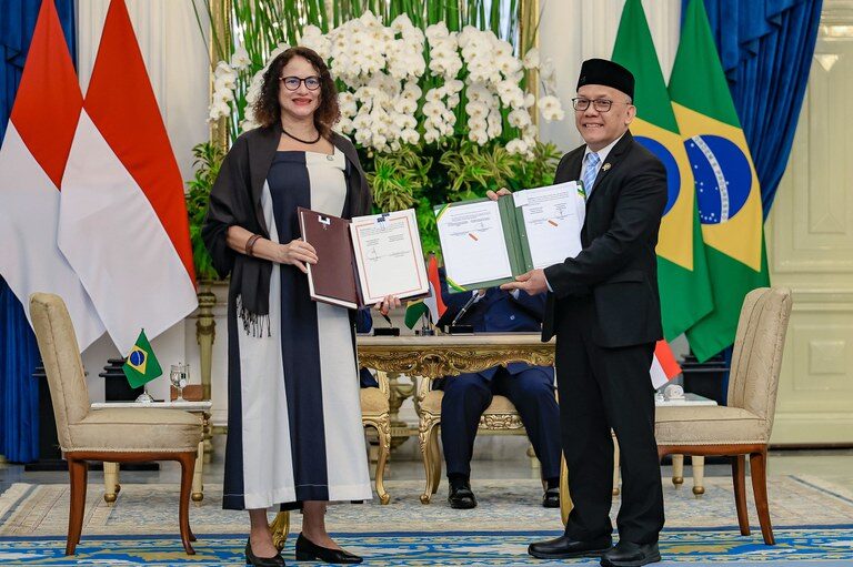 Brasil e Indonésia assinam acordo para combater o desmatamento