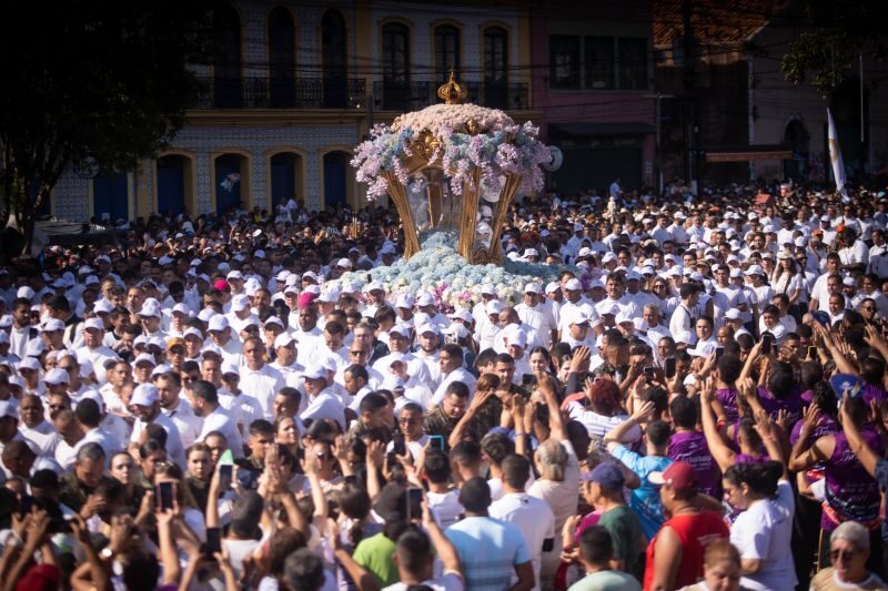PESQUISA BUSCA ENTENDEER FLUXO DE ROMEIROS E TURISTAS DURANTE O CÍRIO EM BELÉM 
