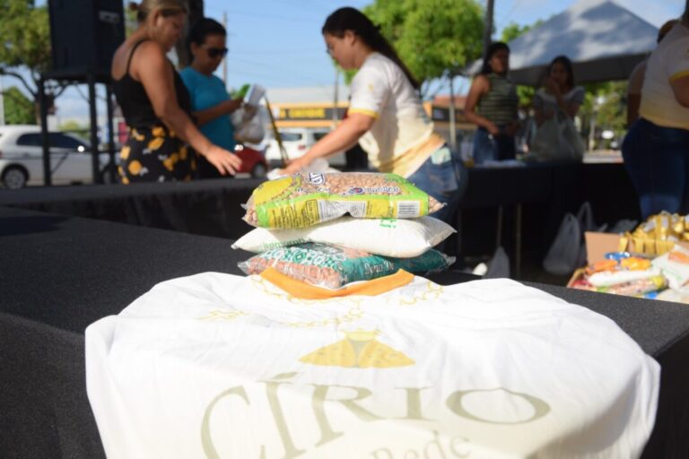 Círio na Rede: solidariedade ganha espaço com troca de alimentos em Macapá