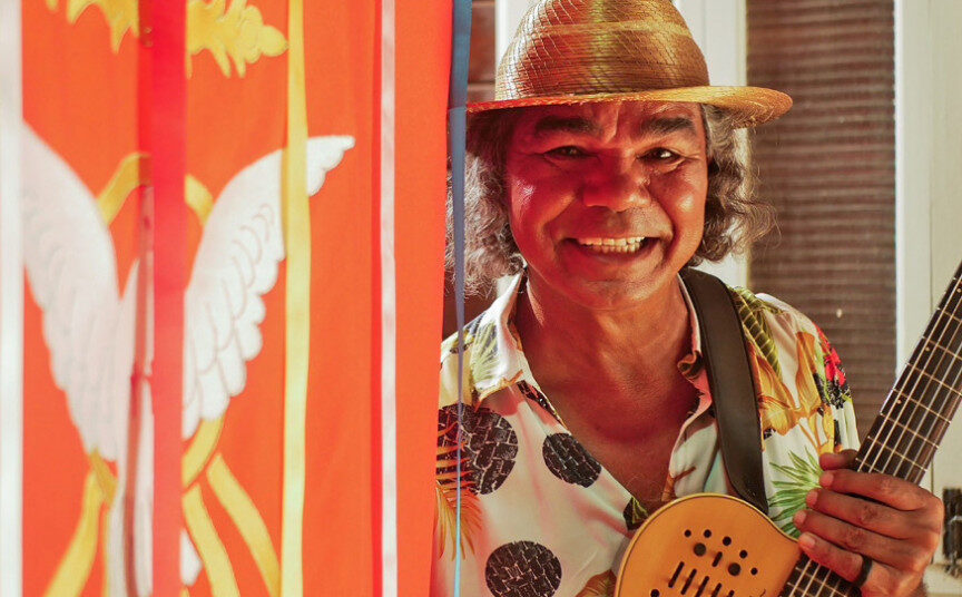 Dorivã Passarim do Jalapão, nome artístico de Dorivan Borges da Silva,
