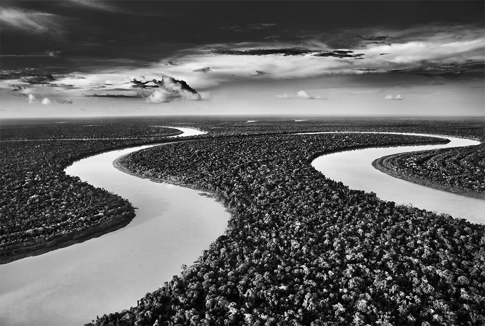 Exposição é composta de 200 fotos em preto e branco, produzidas ao longo de oito anos de expedições de Sebastião Salgado na Amazônia. Foto: Divulgação/Unicamp