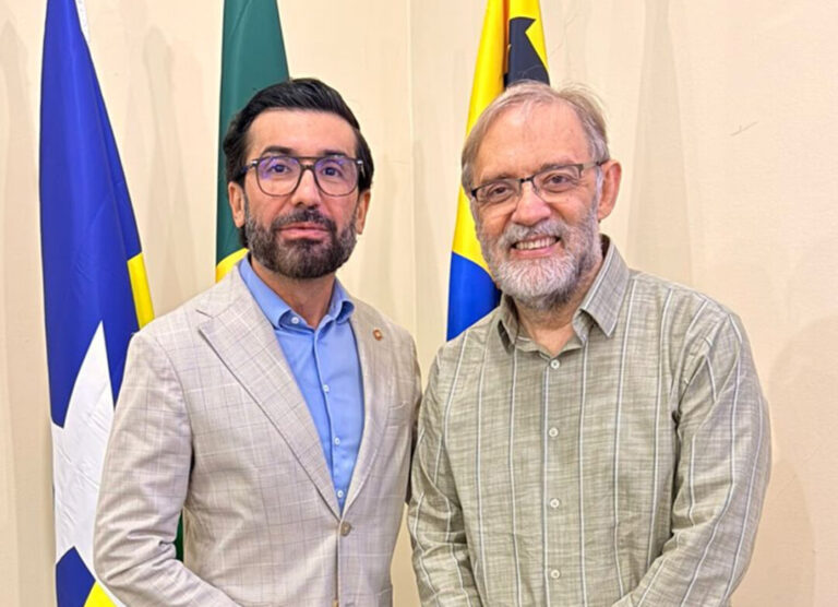 Presidente da Biblioteca Nacional visita Rondônia
