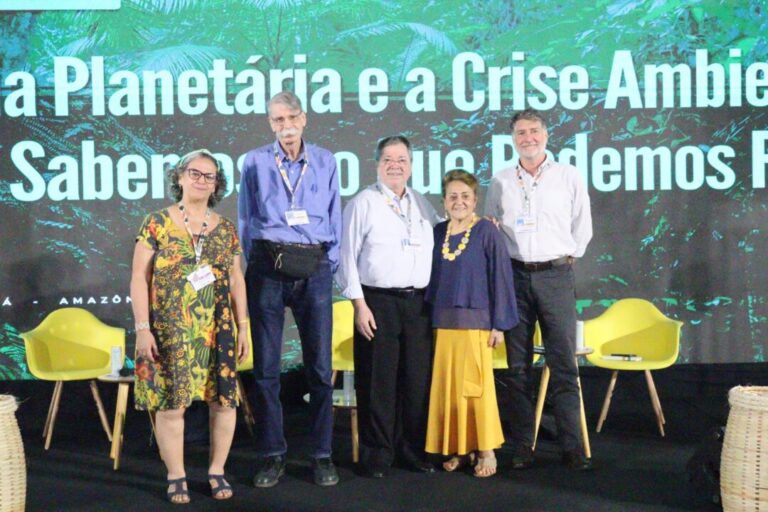 Pesquisadores do Inpa alertam sobre risco de colapso climático na Amazônia